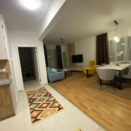 Sky&river Apartament *