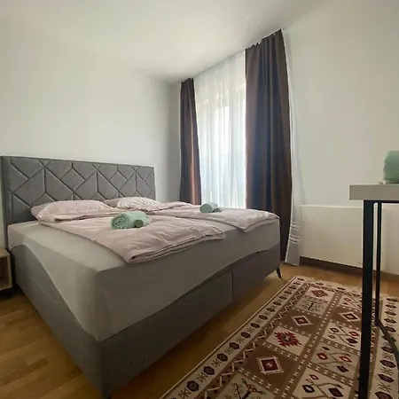 Apartament Sky&river *